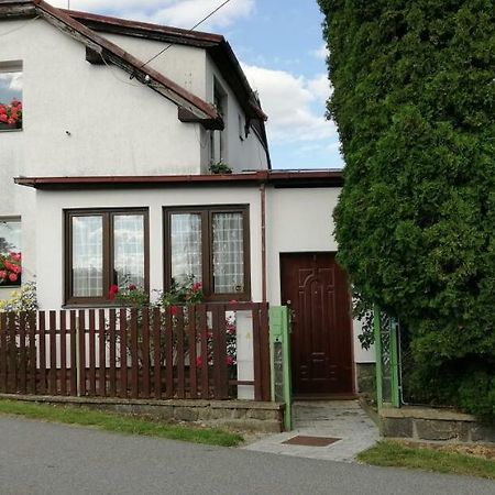 Apartamento Dvougenerační dům se zahradou Vimperk Exterior foto