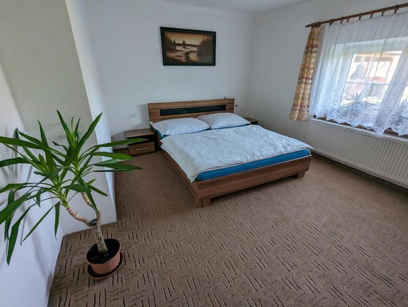 Apartamento Dvougenerační dům se zahradou Vimperk Exterior foto